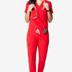 Limited Edition Red Fig Scrub Set XS